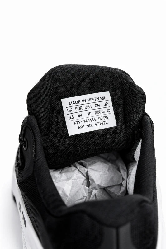 Salomon Ultra Glide 3 – Taille 44 – Neuves avec boîte